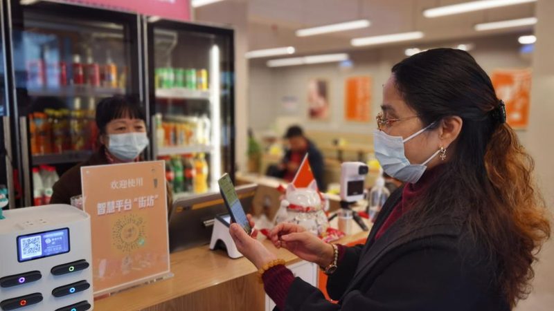 如何正确选择开锁换锁师傅：关键要素与注意事项**